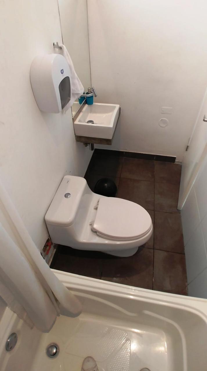 The Prime Spot, Backpacker'S Hostel Лима Экстерьер фото